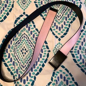 Pink belt (HOT TOPIC)